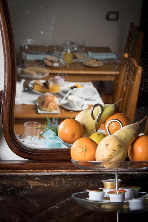 Locanda Del Borgo Prunetto Екстер'єр фото